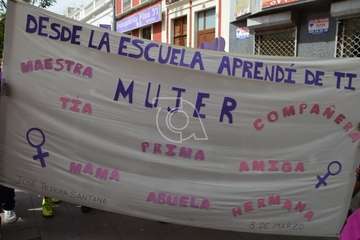 Marcha de escolares por la igualdad en Telde (Foto TA)
